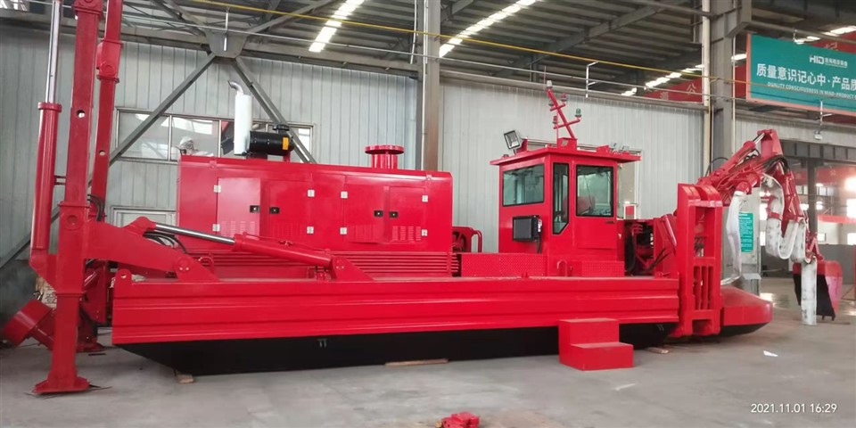 800m³/h Multifunctional Amphibious Dredge Vessel high quality